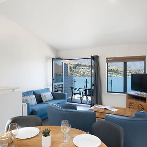 One-Bedroom Suite Lake View